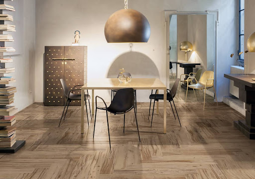 Why Is Wood Look Porcelain Tiles A Better Option Than Hardwood? 